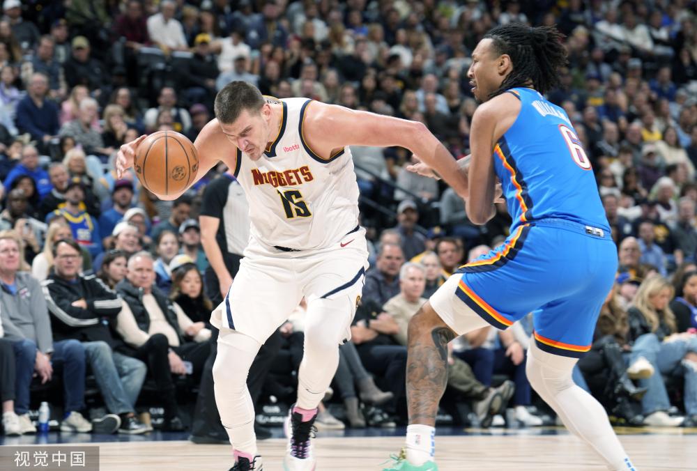 他在比赛中 他在比赛中